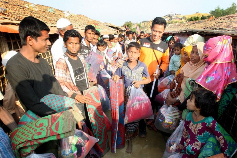  Rumah Zakat Distribusikan Bantuan untuk Pengungsi Rohingya