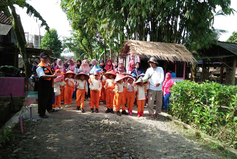 Rumah Zakat dukung kegiatan field trip PAUD Wisma Siwi.