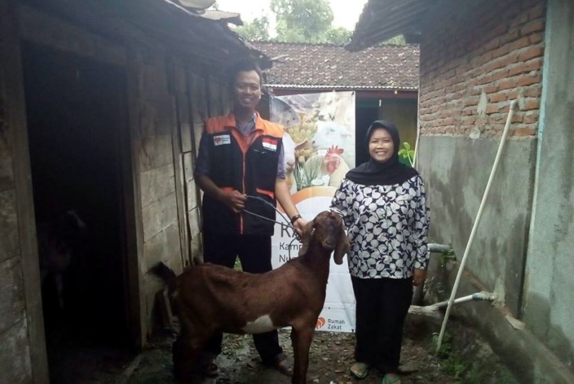  Rumah Zakat Gulirkan Program Ternak Bergilir