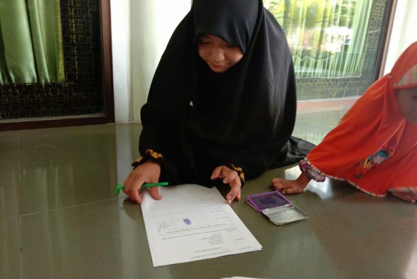 Rumah Zakat melakukan penandatanganan akta Yayasan Pendidikan Juara Berdaya, (2/9).