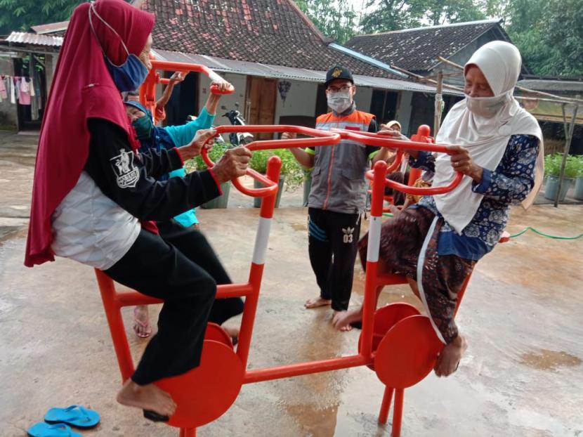 Rumah Zakat melalui Program Desa Ramah Lansia terus mengembangkan layanan Pos Lansia Husnul Khotimah di Dusun Jetis Kulon, Desa Pacarejo, Kabupaten Gunungkidul, Daerah Istimewa Yogyakarta.