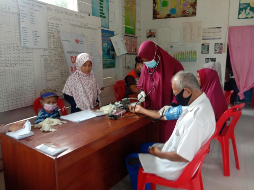 Rumah Zakat melalui Relawannya menjalankan program Ramah Lansia di Desa Berdaya Bunyu Barat, kabupaten Bulungan, Kalimantan Utara tepatnya di Posyandu Cinta Kasih, Sabtu (10/4).