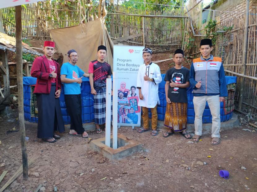 Rumah Zakat meluncurkan program pembinaan agar bisa mencetak wirausaha muda di Kampung Citamiang, Kecamatan Limbangan yang dilaksanakan sejak Juli hingga Agustus.