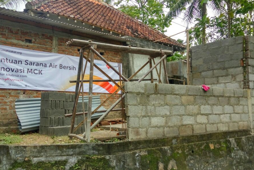  Rumah Zakat membangun tempat wudhu di masjid Ainun Jariyah Sabrang Lor, desa Triwidadi, kecamatan Pajangan, Kab. Bantul. 