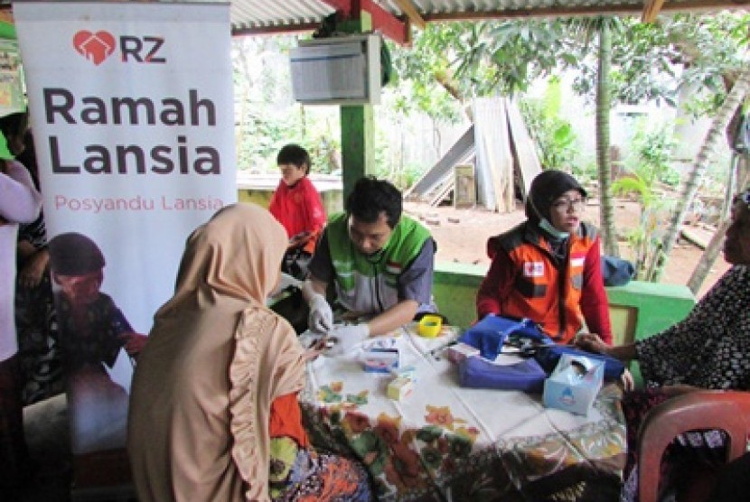 Rumah Zakat menggulirkan Program Ramah Lansia di Kota Makassar.