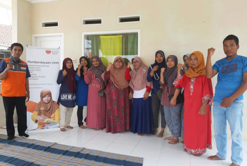 Rumah Zakat menyelenggarakan kegiatan edukasi kewirausahaan kepada para member binaannya.