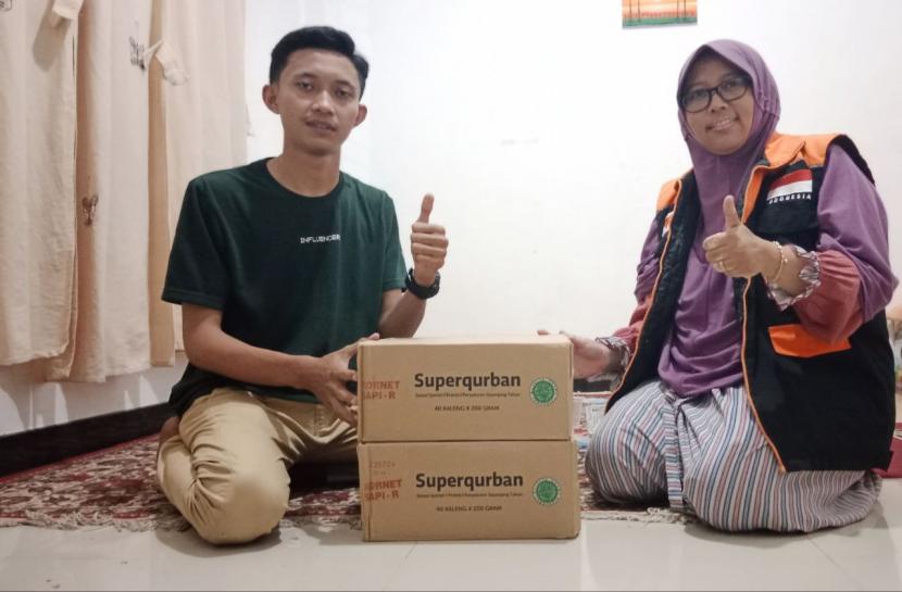 Rumah Zakat terus menyalurkan Superqurban untuk masyarakat. Terbaru, sebanyak 2.000 Superqurban disalurkan di Sulawesi Tenggara, pada Selasa (21/6/2022). 
