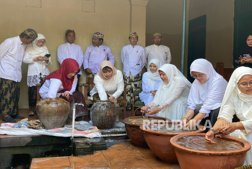 Mengenal Ikan Bekasem, Sajian Istimewa Keraton Kasepuhan Saat Peringatan Maulid Nabi