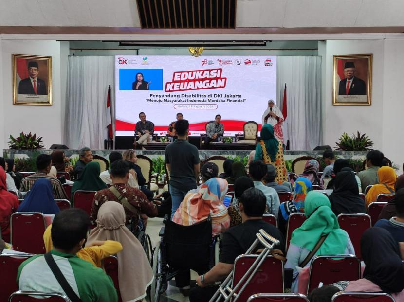 Sakinah Finance bersama dengan OJK mengadakan acara edukasi keuangan bagi para penyandang disabilitas.