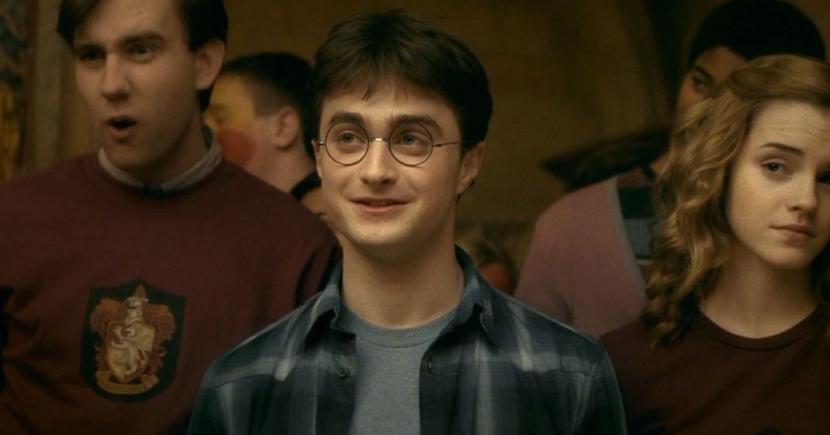 Salah satu adegan dalam film Harry Potter and the Half-Blood Prince. Warner Bros akan menggarap serial TV Harry Potter.