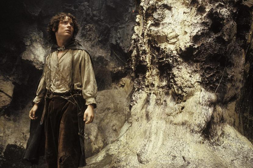 Salah satu adegan di film Lord of the Rings: Return of the Kings. CEO Amazon Studios Jennifer Salke yang memproduksi serial populer Rings of Power tidak khawatir dengan rencana kehadiran film baru The Lord of the Rings dari Warner Bros. 