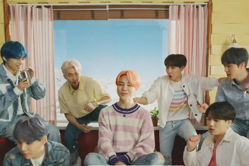 Salah satu adegan di video klip Boy With Luv. Lagu ini menjadi 1 dari 5 lagu grup K-pop yang mendapatkan streaming double platinum dari Circle Chart.