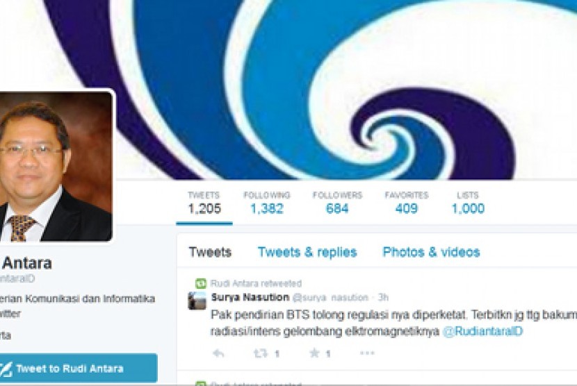 Akun twitter beralamat @rudianataraID ini diduga mencatut nama Menkominfo baru Rudiantara.