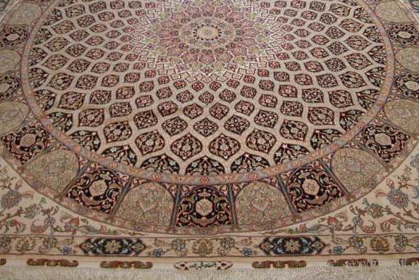 Salah satu desain permadani Persia.