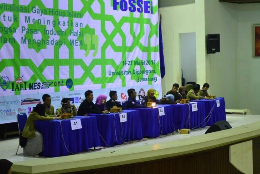 Salah satu kegiatan FoSSEI beberapa waktu lalu. FoSSEI akan menggelar Temu Ilmiah Nasional (Temilnas) di Yogyakarta, 10-13 Maret 2016.