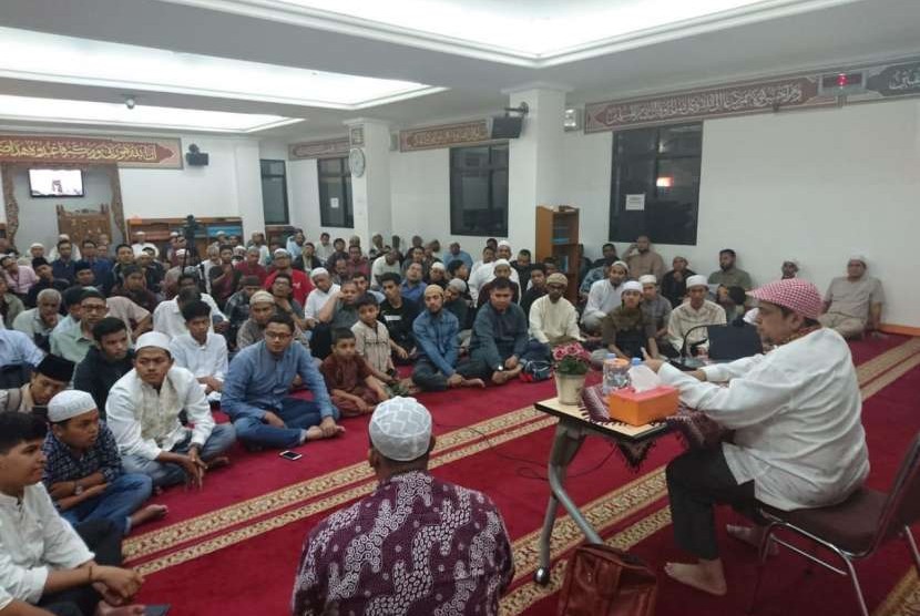 Salah satu kegiatan pengajian yang diadakan oleh PW DKI Al-Irsyad Al-Islamiyyah.