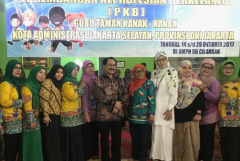 Salah satu kegiatan Pengembangan Keprofesian Berkelanjutan (PKB) untuk para guru TK di Jakarta.