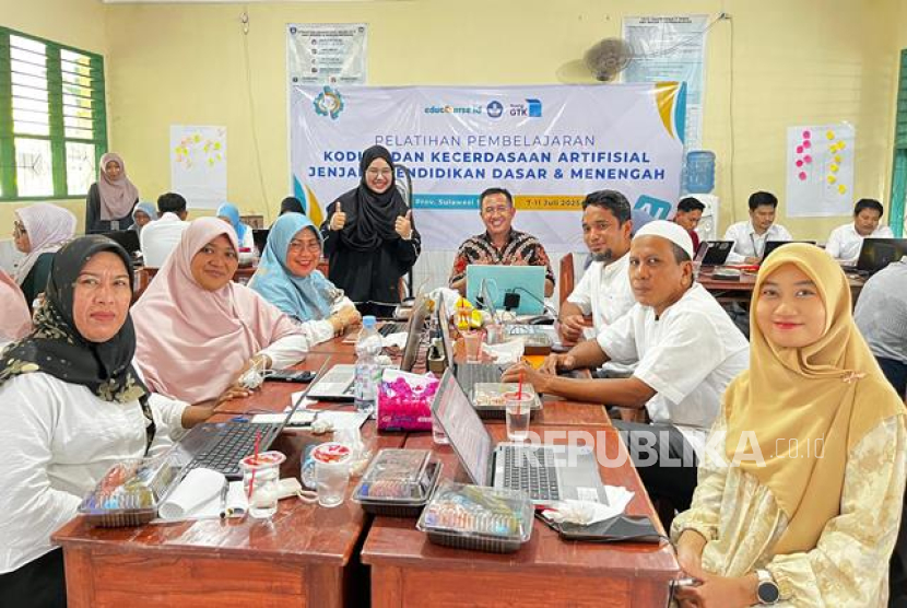 Salah satu kekuatan utama Educourse.id ialah kualitas fasilitator .