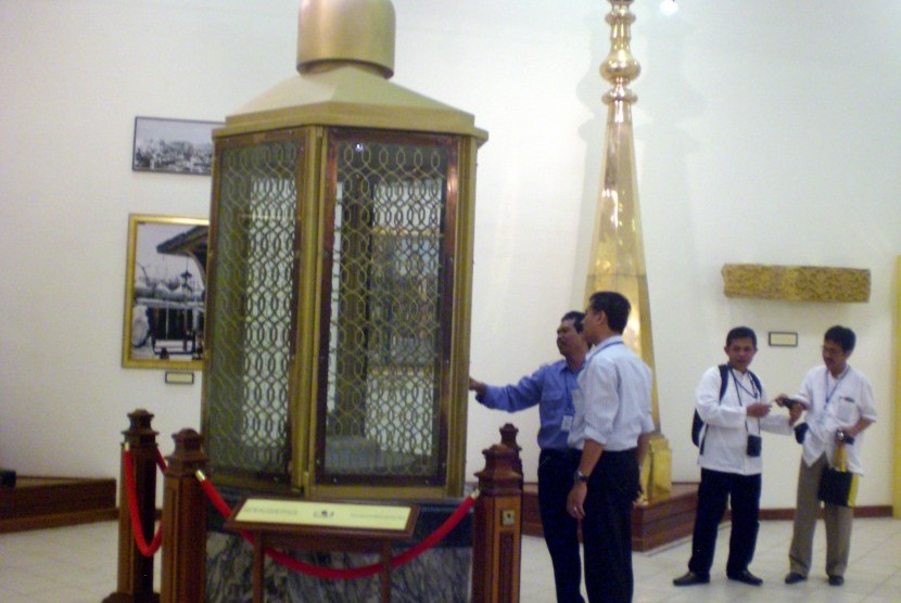 Museum Arsitekur Dua Masjid Suci mempunyai koleksi beragam.Salah satu koleksi di Museum Dua Masjid Suci.