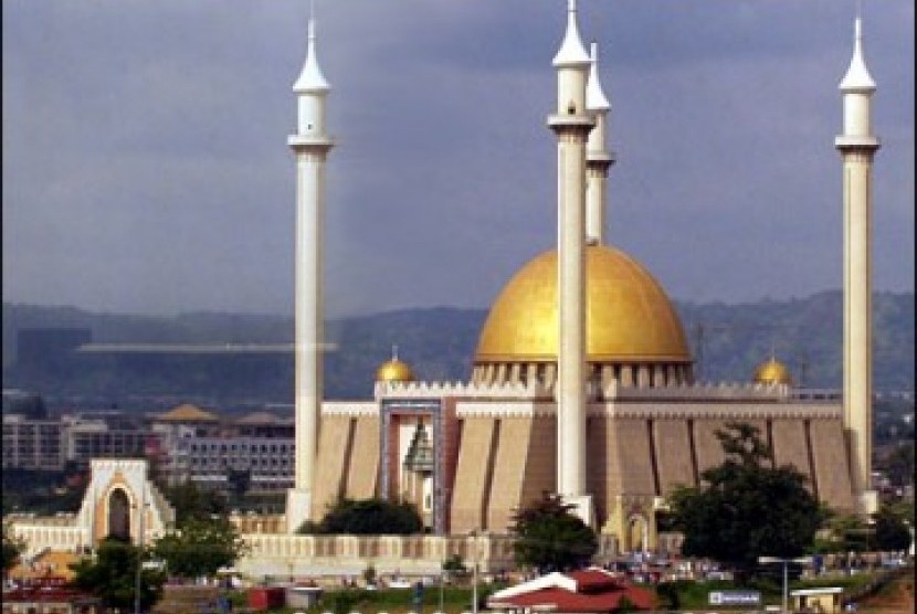 Pencabutan karantina wilayah karena Borno berhasil tekan penyebaran Covid-19. Ilustrasi salah satu masjid nasional Nigeria, Abuja
