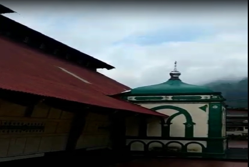 Salah satu masjid tua di Kabupaten Kerinci