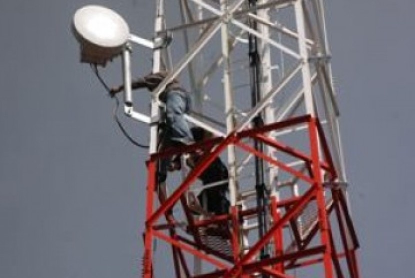 Salah satu menara BTS milik operator telekomunikasi