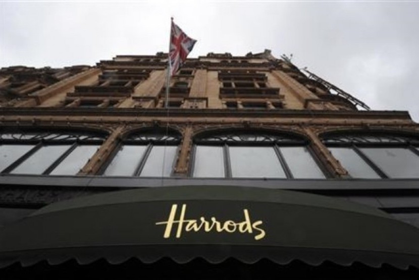 Salah satu pusat perbelanjaan Harrods di London, Inggris.