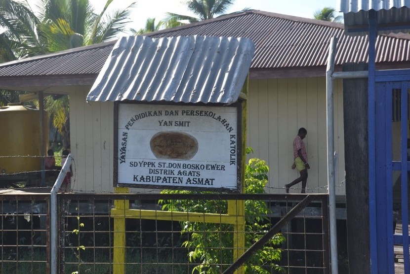 Zona Hijau, Pembelajaran Sekolah di Asmat Berjalan Normal. Salah satu sekolah di Kabupaten Asmat, Papua.