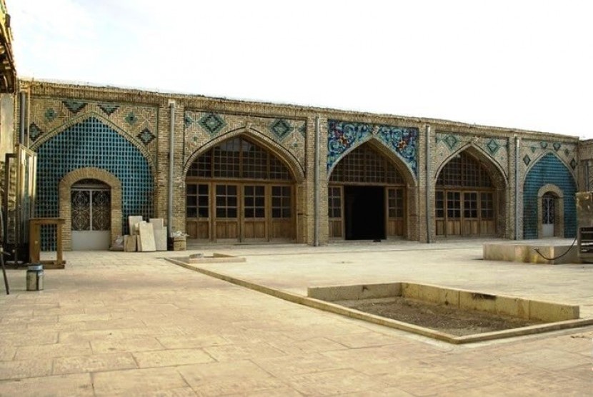 Salah satu sudut spot di Masjid Mirzaei, Zanzan, Iran.
