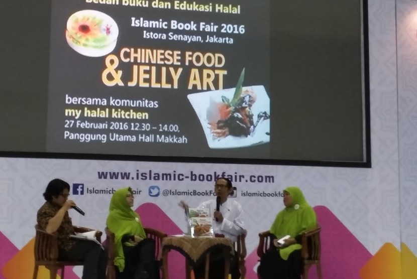 Salah satu talk show yang diadakan dalam ajang IBF 2016. Pameran buku Islam tersebut digelar di Istora Senayan, Jakarta, 26 Februari hingga 6 Maret 2016.