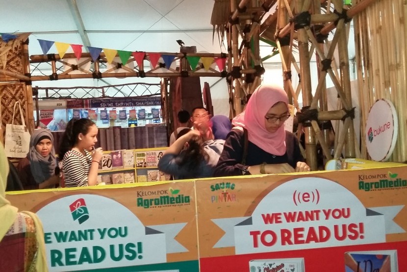 Salah satu tujuan Jakbook Ikapi DKI adalah meningkatkan minat dan budaya baca masyarakat, khususnya pelajar. 