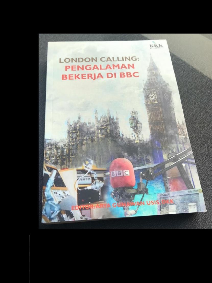 Sampul Buku 71 Tahun BBC London Siaran Indonesia