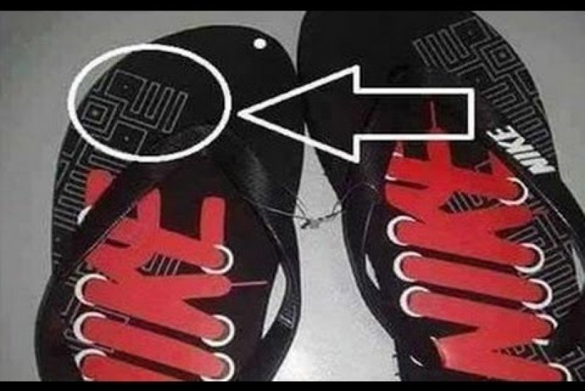 Setelah sandal berlafaz Allah, ditemukan juga lafaz Allah pada sepatu (ilustrasi) 