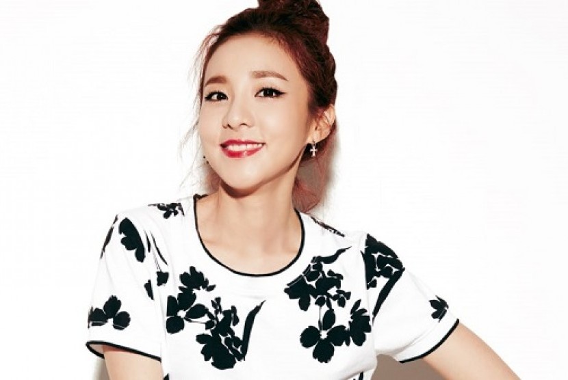 Sandara Park. 