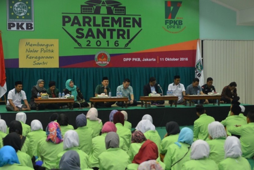 Santri dalam kegiatan Parlemen Santri di Jakarta, Selasa (11/10)