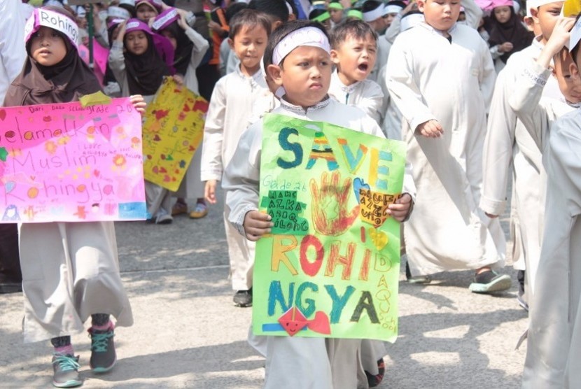 Santri Daqu Peduli Rohingya