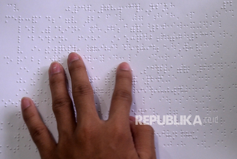 Contoh Alquran Braille