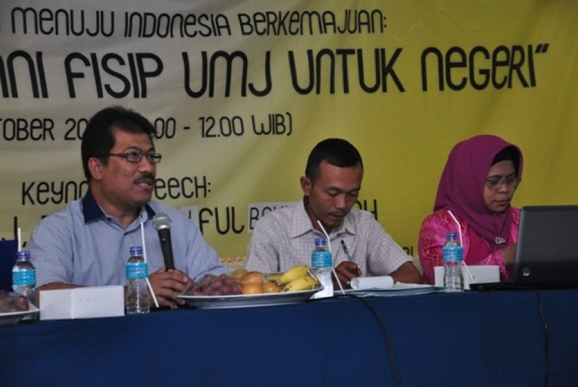 Sarasehan FISIP UMJ menyambut milad ke-54