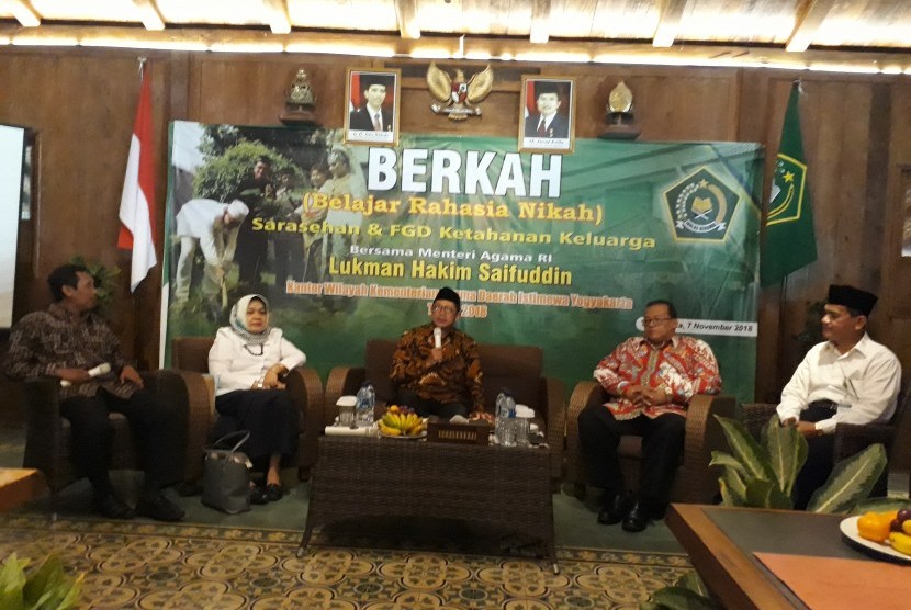  Sarasehan Rahasia dan FGD Ketahanan Keluarga yang digelar Kementerian Agama di Bilik Kayu Heritage Yogyakarta.