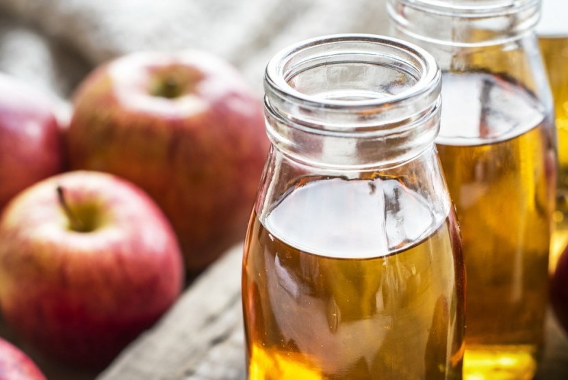 Sari cuka apel. Penelitian alternatif menunjukkan bahwa cuka apel juga bisa berkontribusi pada penurunan berat badan.