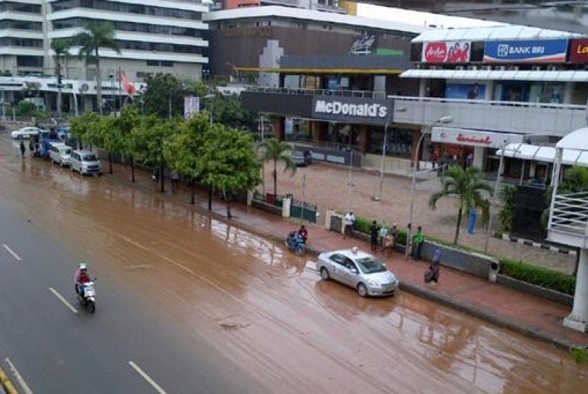 Sarinah Thamrin sesudah banjir