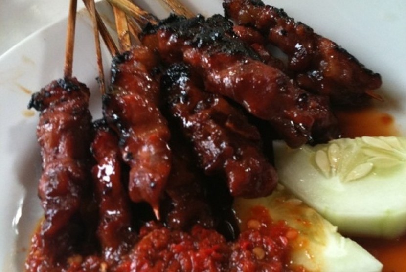 Sate plecing.