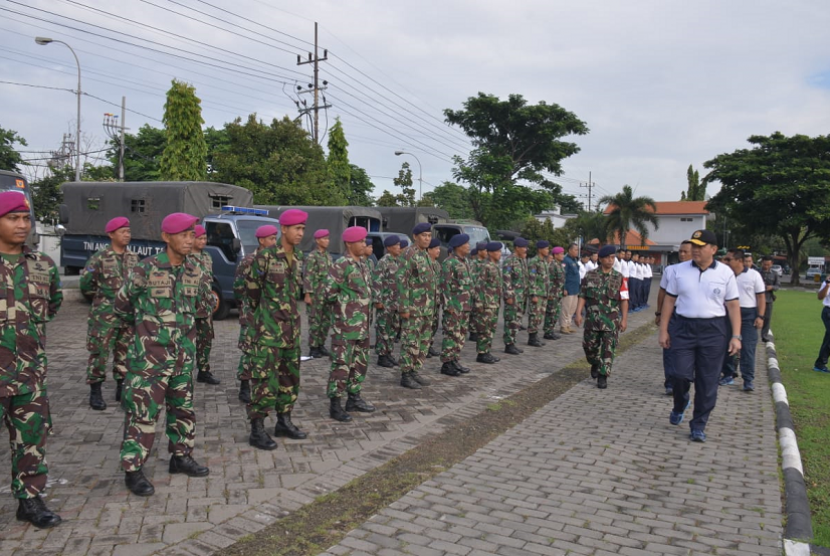 Satgas Penanggulangan Banjir Lantamal V 