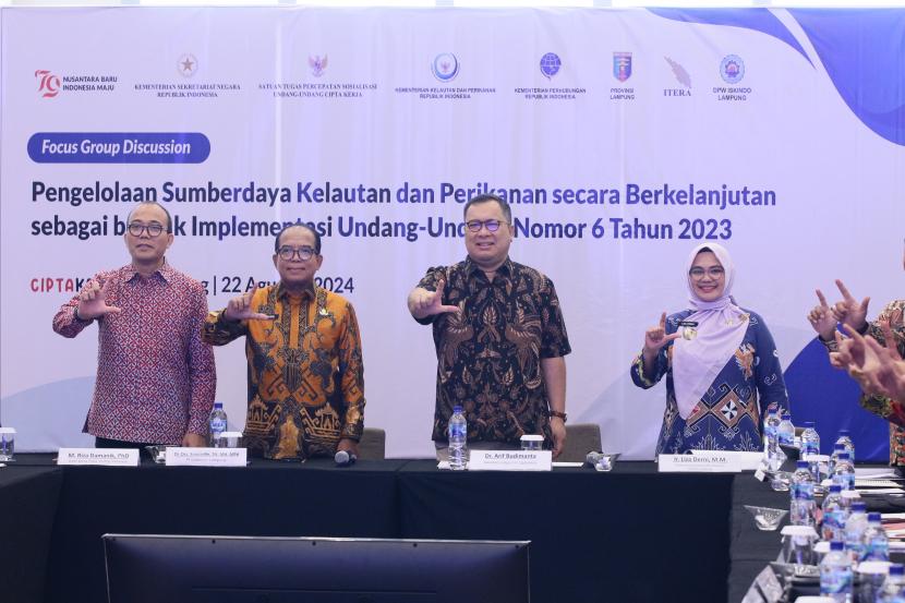 Satgas Percepatan Sosialisasi UU Cipta Kerja menggelar FGD bertajuk Pengelolaan Sumberdaya Kelautan dan Perikanan Secara Berkelanjutan Sebagai Bentuk Implementasi Undang-Undang (UU) Nomor 6 Tahun 2023.