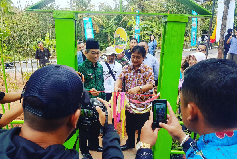 Satu unit usaha yang juga diresmikan bersamaan dengan Festival Dlingo oleh Karo Humas dan Kerja Sama Kemendes PDTT bersama dengan Wakil Bupati Bantul Abdul Halim Muslih.