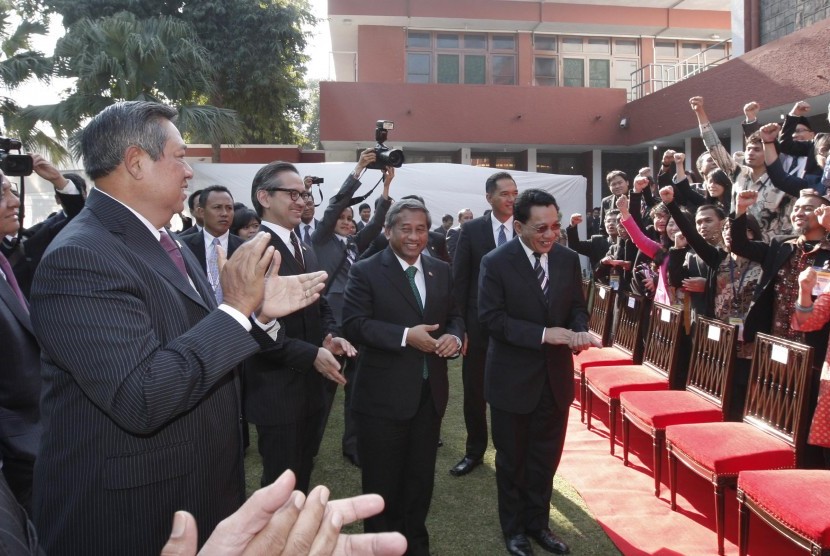 SBY Menghadiri Simposium Internasional PPI Dunia di New Delhi, India.