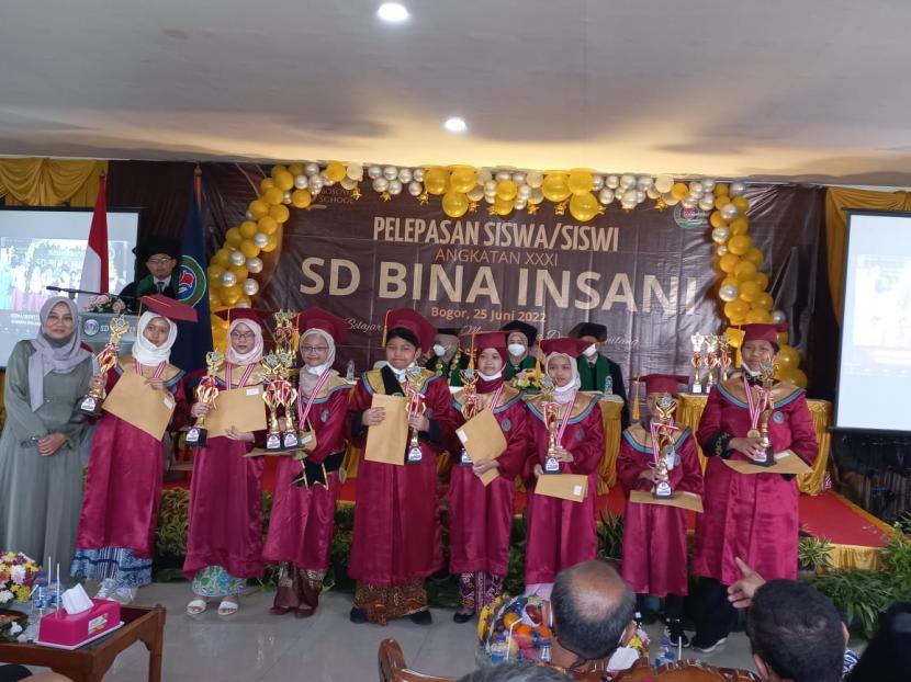 SD Bosowa Bosowa Bina Insani  (BBI) Bogor  menggelar wisuda angkatan ke-31 tahun pelajaran 2021-2022, Sabtu (25/6).