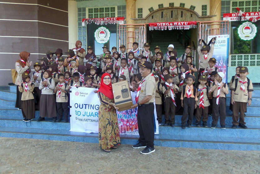  SD Juara Jayapura mengadakan outing class ke Kampus IAIN Fattahul Muluk Papua.