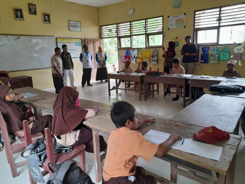 SDN 15 Sojol dan SDN 4 Sojol Utara menjadi sasaran Program Organisasi Penggerak (POP) yang dilaksanakan oleh Sekolah Guru Indonesia (SGI) LPI Dompet Dhuafa di wilayah Donggala, Sulawesi Tengah. 