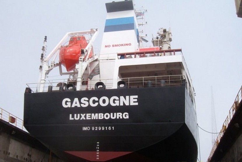 Sea Tanker Shipping shows the French-owned oil tanker Gascogne (file photo)